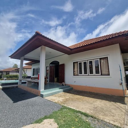 Mae Rampung Beach House Pool Villa 라용 외부 사진